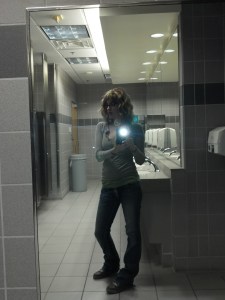 1pm - Classy background FTW.