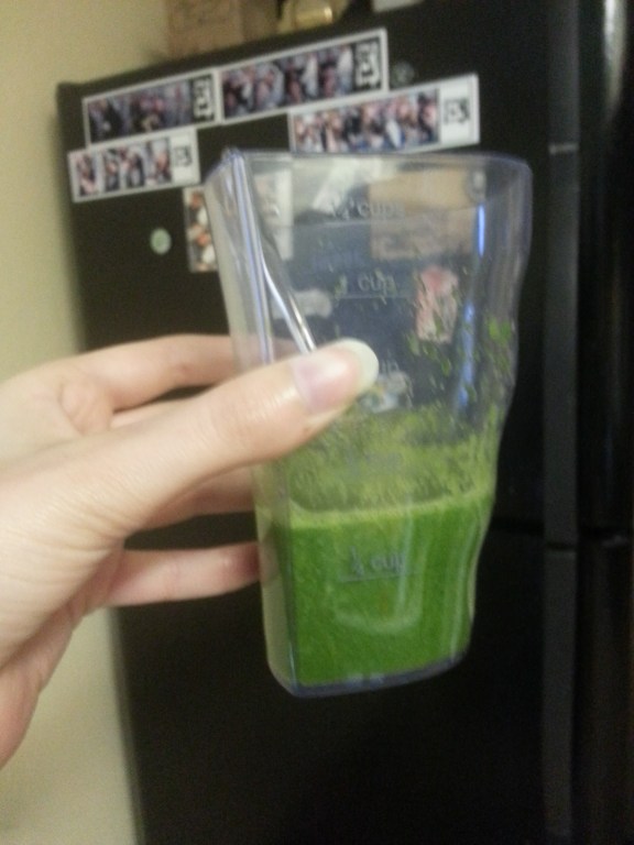 This is about 4 kale leave, half a pear and a lime, done in the juicer.