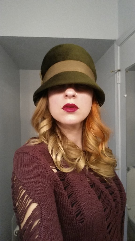 Magnolia Makeup lipstick in Ladylike (yup, another old hairstyle..)